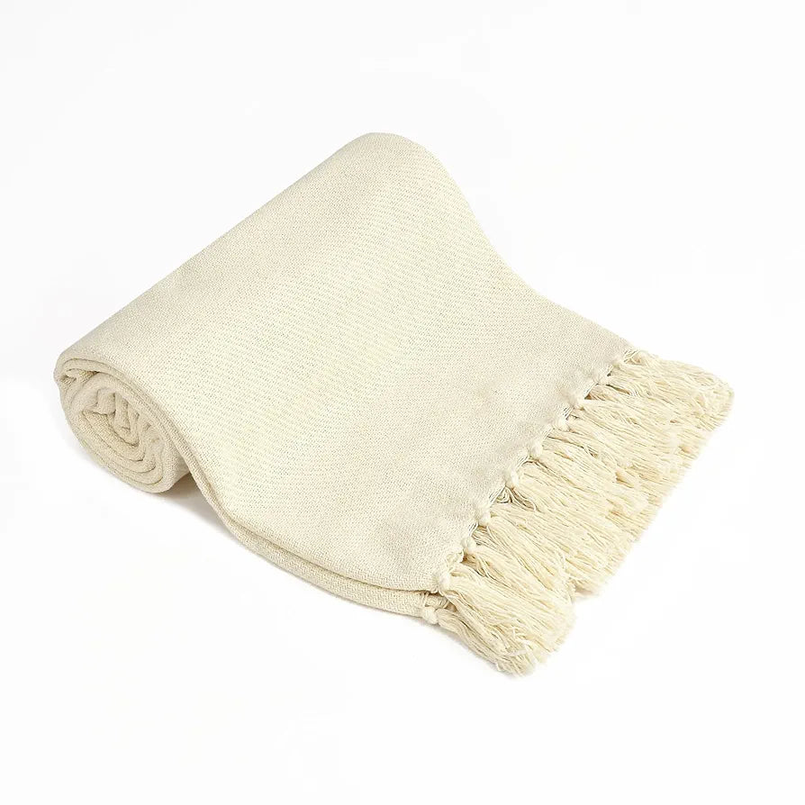 Sashaa World Solid White Cotton Throw Colour Cream
