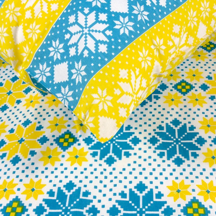 Divine Casa Double Fitted Elastic Bedsheet Poly Cotton Elasticated Corners for Secure Fit on Double Beds Colour Iced Aqua