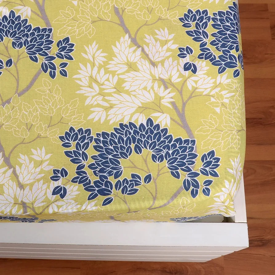 Divine Casa 144 TC Floral Green 100% Cotton Elastic Fitted Bedsheets King Size with 2 Pillow Covers Colour Muted Lime