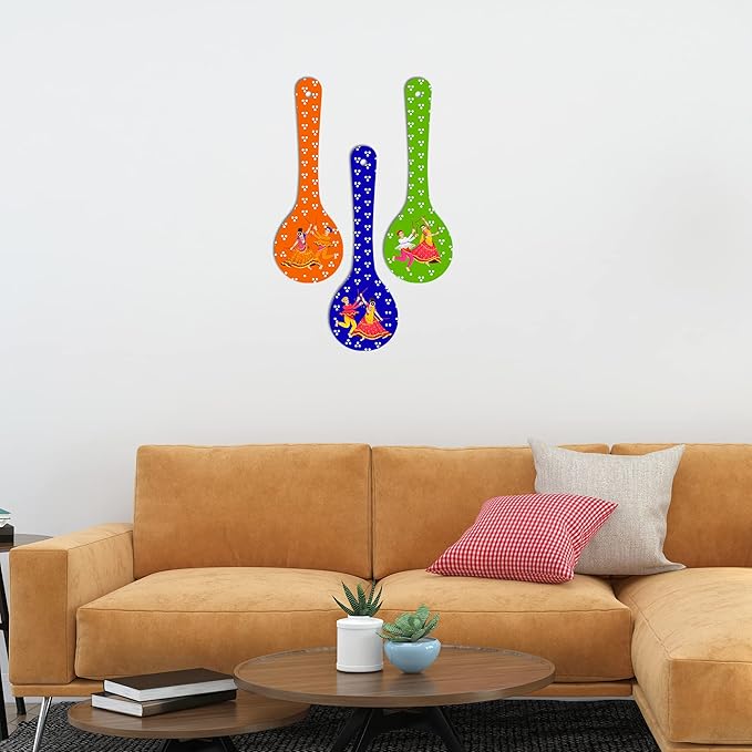 Artvibes Madhubani Art Wooden Wall Hanger for Home | Set of 3