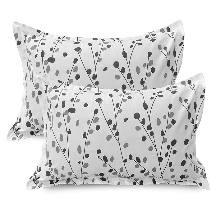 Huesland by Ahmedabad Cotton 144 TC Cotton King Bedsheet with 2 Pillow Covers - Grey and White