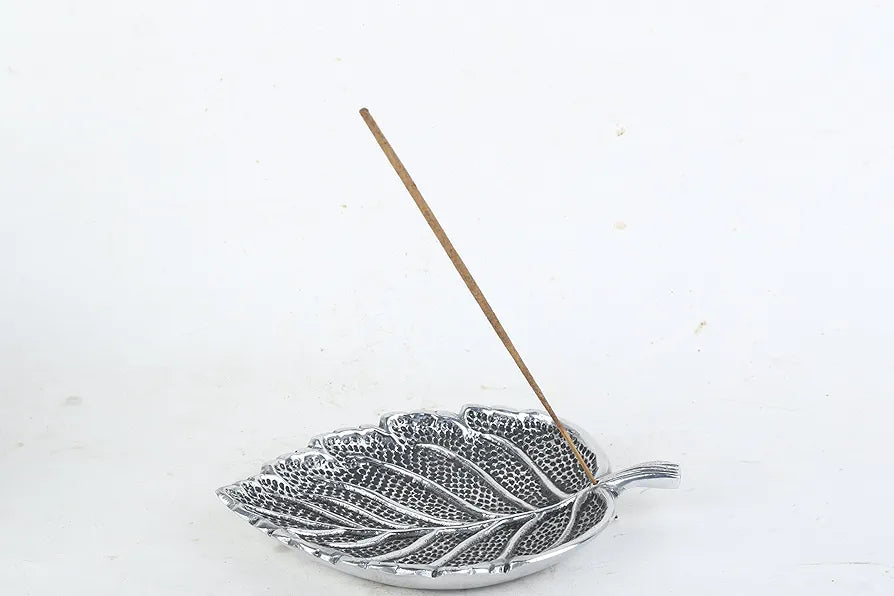 Pure Source India Leaf Design Aluminum Agarbatti Stand Silver