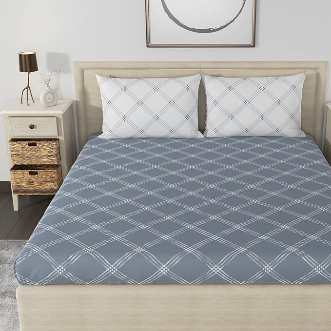 Huesland by Ahmedabad Cotton 186 TC Bedsheet for King Size Bed with 2 Pillow Covers | Grey & White
