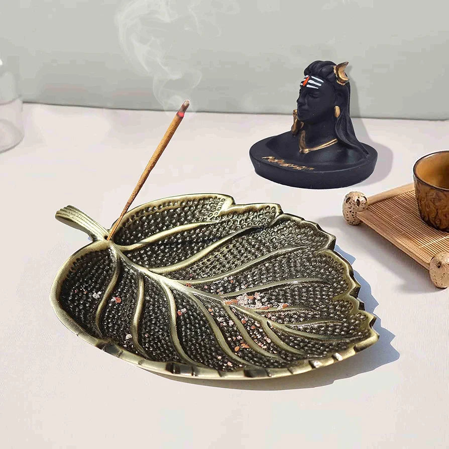 Pure Source India Leaf Design Aluminium Agarbatti Stand Incense Holder Ashcacher Antique