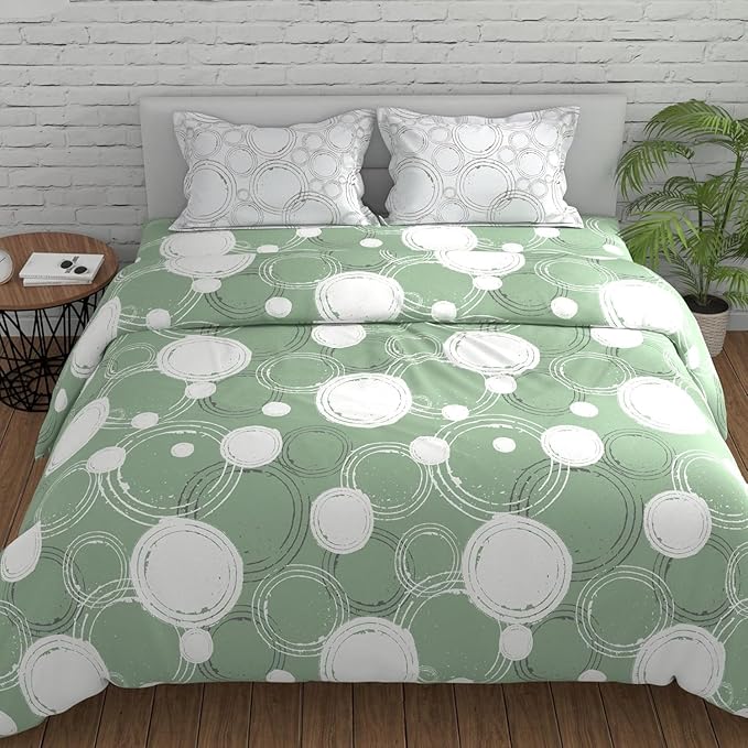 Huesland by Ahmedabad Cotton 144 TC King Size Bedsheet Cotton with 2 Pillow Covers | Sphere | Green & Off White