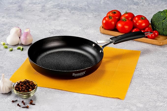 Sumeet Super Smooth Pre Seasoned Carbon Steel (Iron) Fry Pan 20.5cm | 1100ml Black