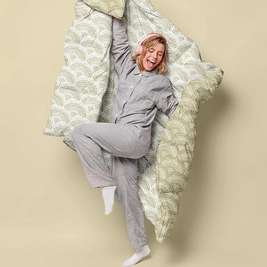 Divine Casa 120 GSM Microfiber Single Bed Comforter Soft & Lightweight Reversible AC Blanket Colour Wheat