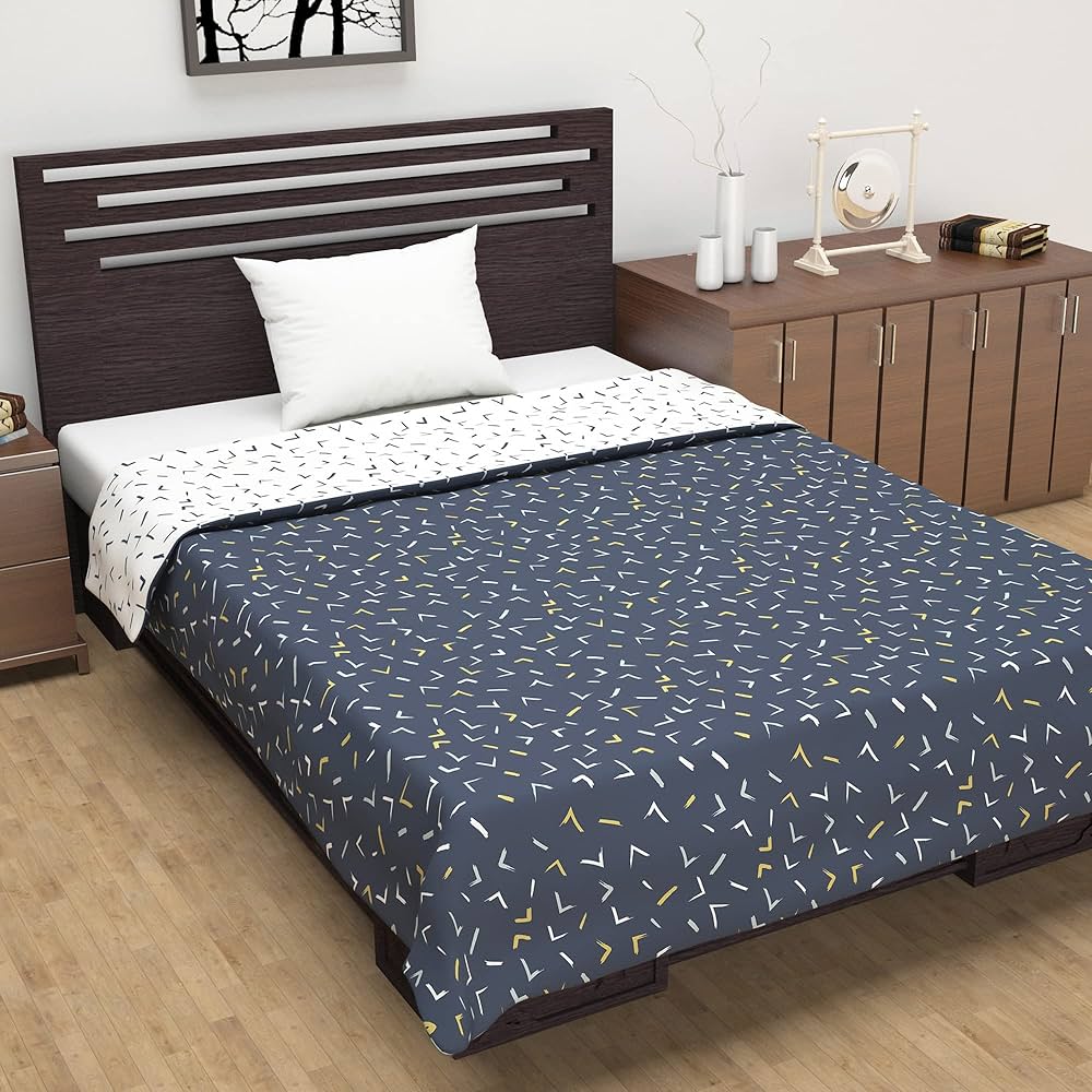 Divine Casa Reversible Single Bed AC Blanket Dohar 120 GSM Lightweight Polyester Colour Navy Blue & White