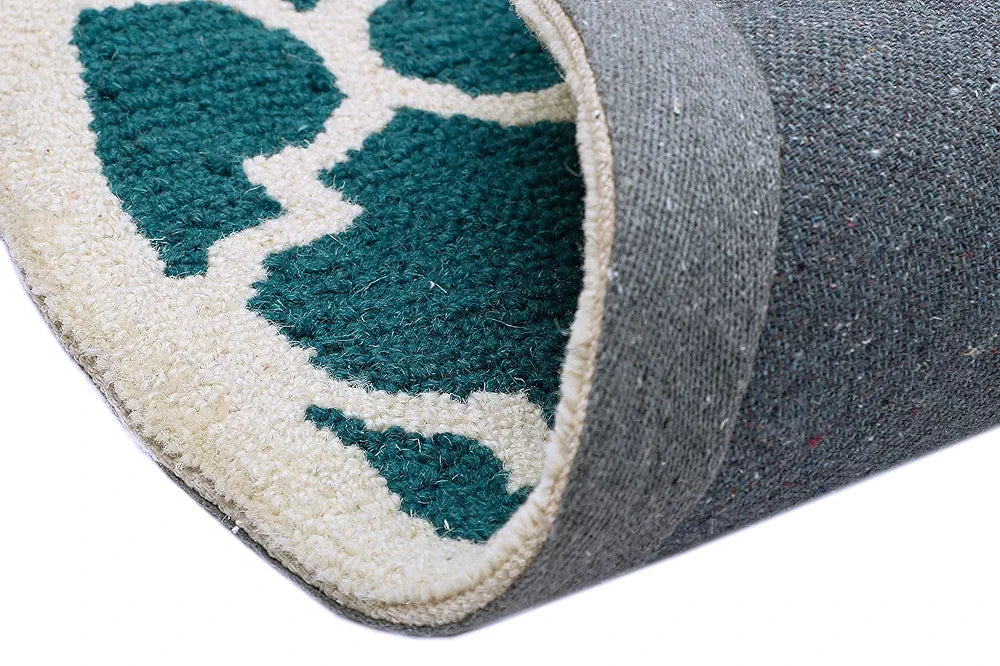 The Home Talk Tufted Round Wool Carpet for Living Room Bed Room Hall Coffee Table 5 Diameter Blue Quatrefoil