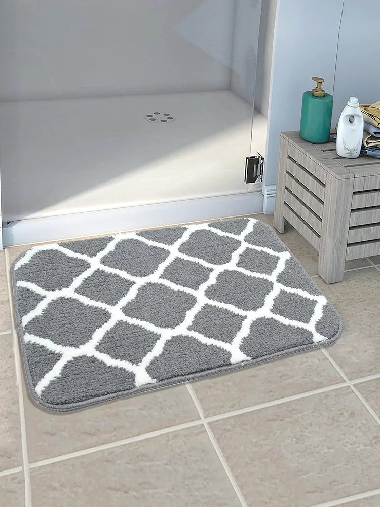 Saral Home Soft Anti Slip Microfiber Geometric Bathmats