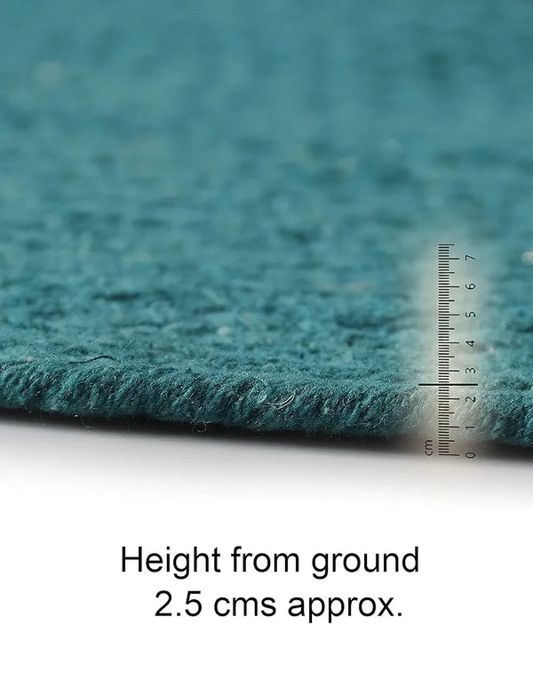 Sashaa World Round Hand Braided Cotton Reversible Rug Colour Blue