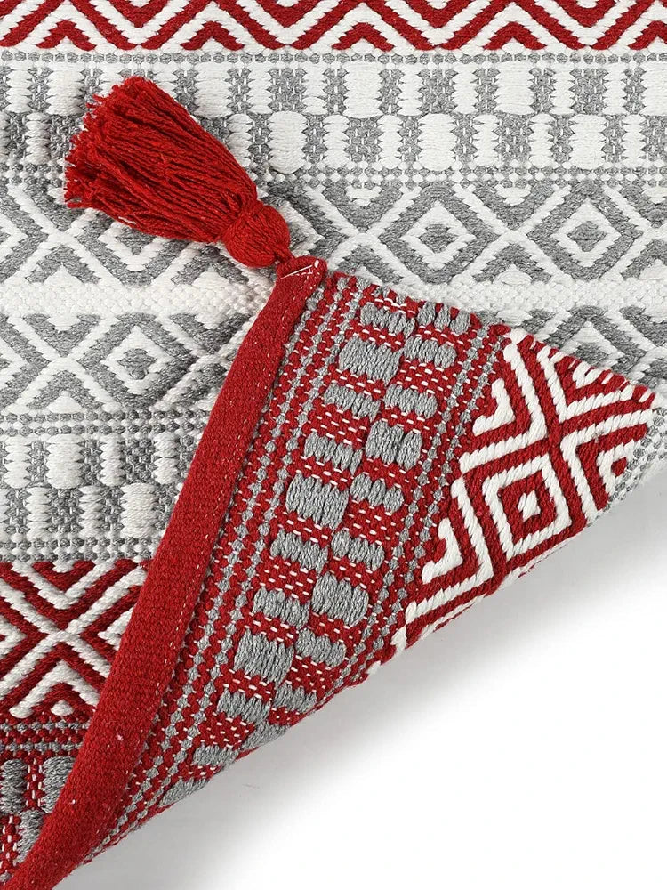 Sashaa World Handwoven Cotton Rug Colour Red and Grey