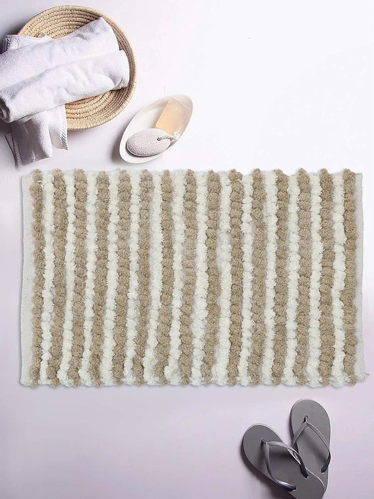 The Home Talk Luxury Chenille Round Bathmats Non-Slip Anti-Skid Colour Beige
