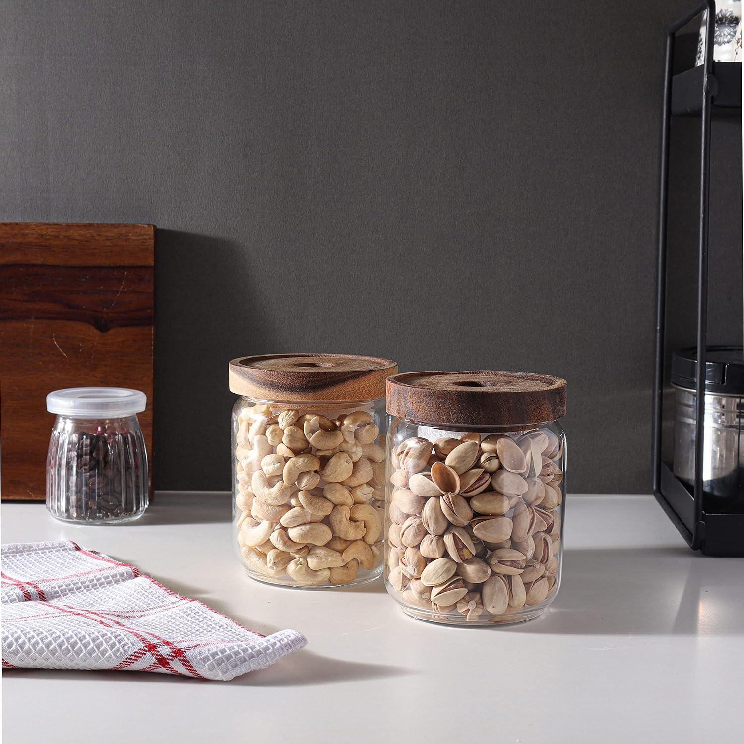 Femora Kitchen Storage Jars Borosilicate Glass Jar for Kitchen With Wooden Lid Air Tight Jar | 500 Ml | Pack of 2