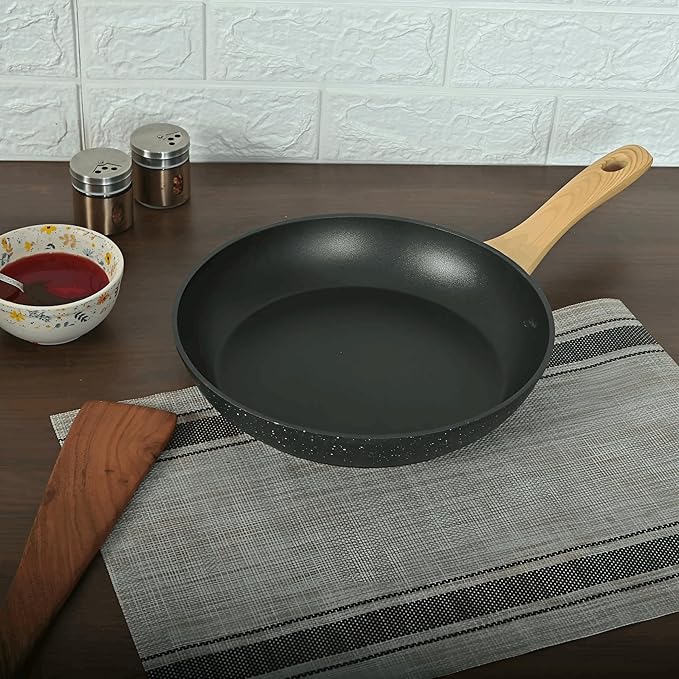 Femora Foged Die Cast Aluminium Non Stick 20 Cm Frypan With Wood Finish Handle | Granite Finish | Induction & Gas Ready