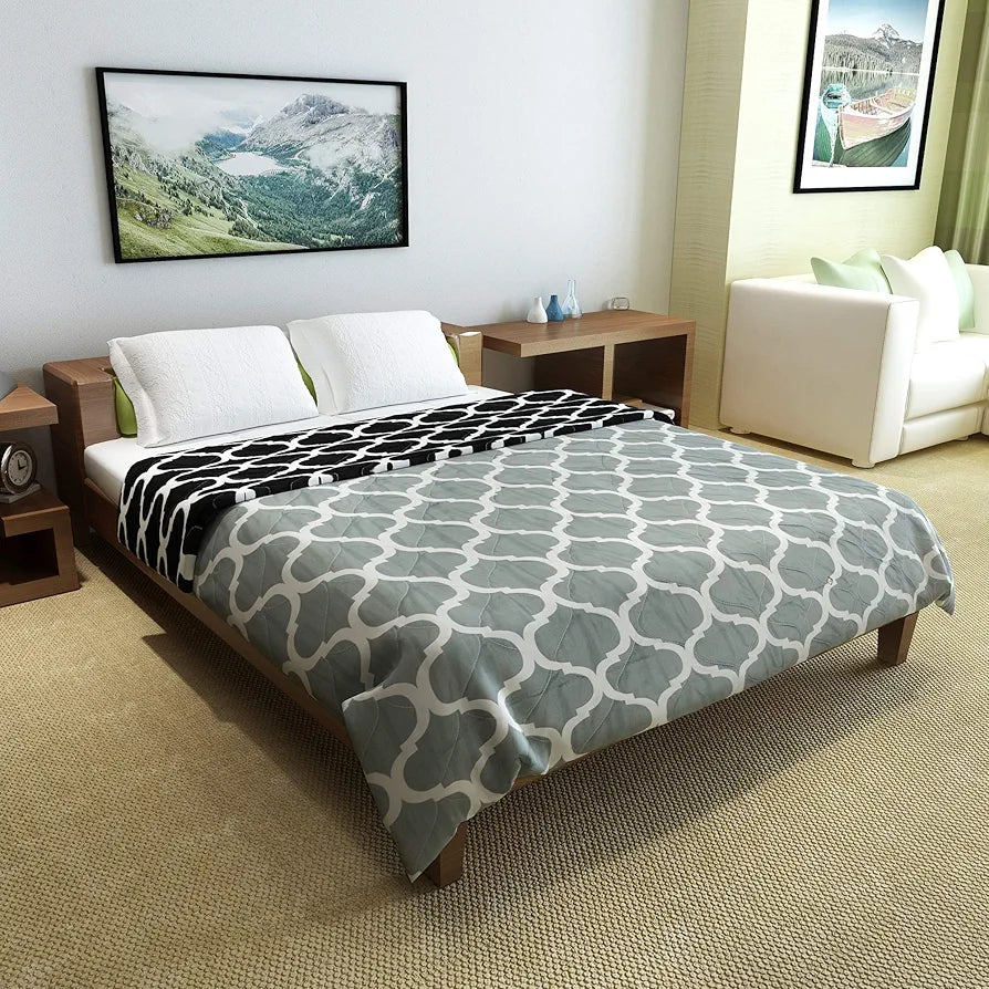 Divine Casa 120 GSM Microfiber Reversible Lightweight Double Bed Size Printed Comforter Colour Black and Grey