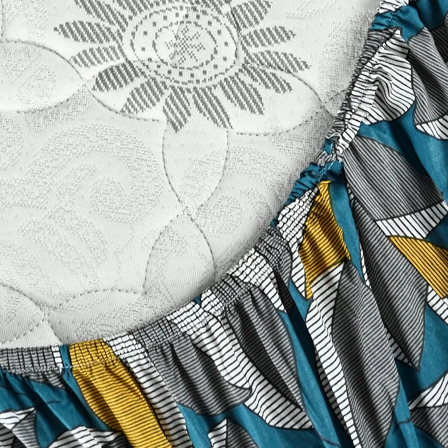 Divine Casa Floret 100% Cotton King Fitted Bedsheet 144 TC Deep Pocket Design Soft & Breathable Fabric Colour Woody Petals