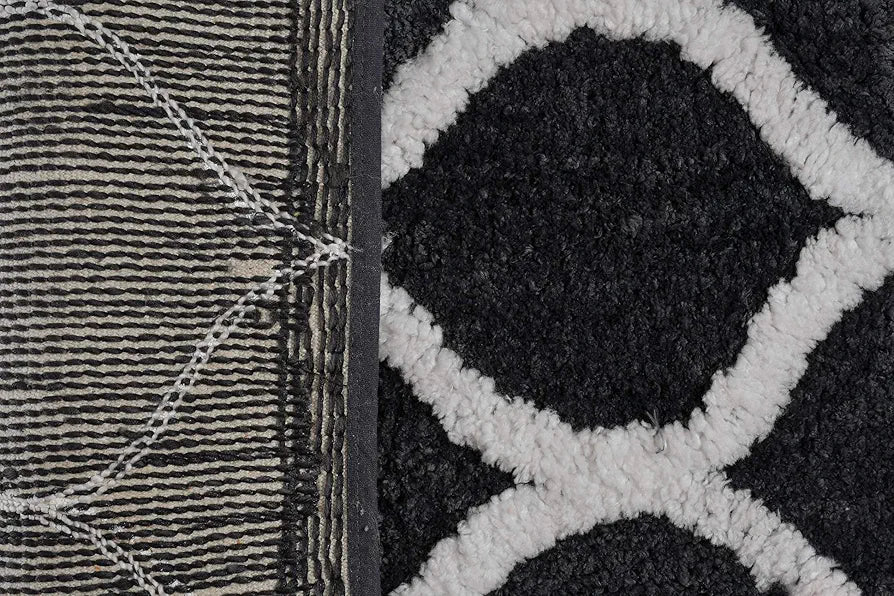 Aerohaven Glorious Super Soft Microfiber Designer Anti Slip Bathmat Grey Colour