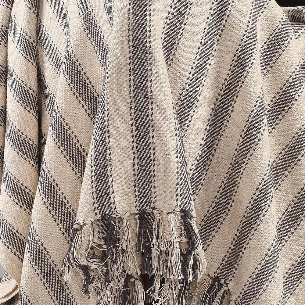 Sashaa World Striped Throw Medium with Tasselled Edges Colour Dark Blue