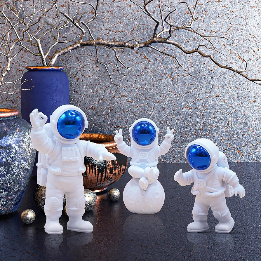 Street27 Polyvinyl Chloride 3Pcs Astronaut Action Figurine Home Decor