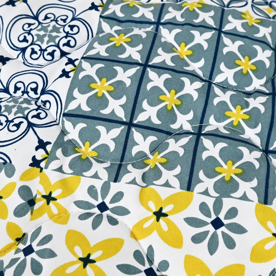 Divine Casa 120 GSM Microfiber Reversible Kids Single Bed Comforter Ultra-Soft Toddler Blanket Colour Sunflower Ash Tile