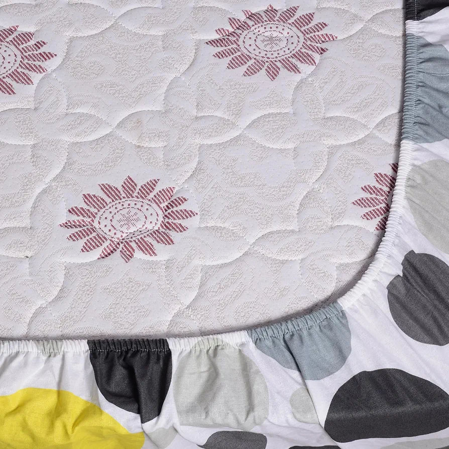 Divine Casa 144 TC Polka Print Yellow Skin Friendly 100% Cotton Elastic Fitted Bedsheets King Size Colour Quarry