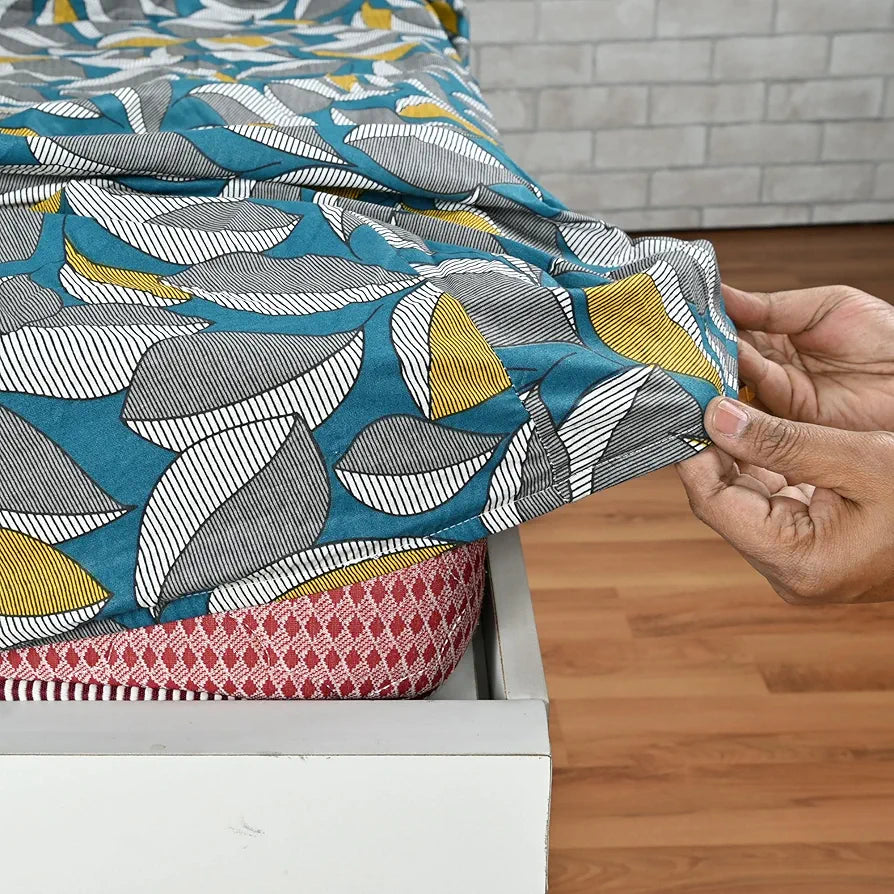 Divine Casa Floret 100% Cotton Double Fitted Bedsheet 144 TC Colour Woody Petals