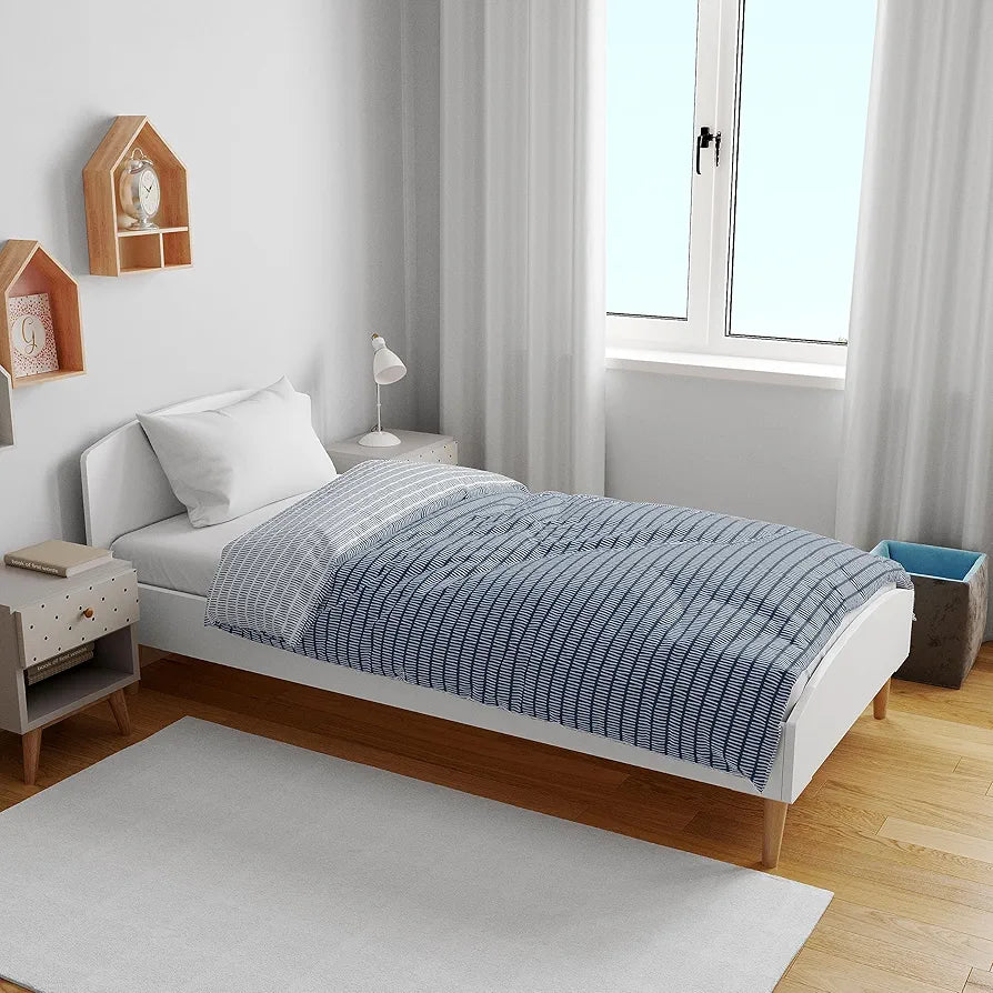 Divine Casa 120 GSM Microfiber Single Kids Dohar Soft & Lightweight Throw Blanket Craggy Lines Pattern Colour Blue Mirage