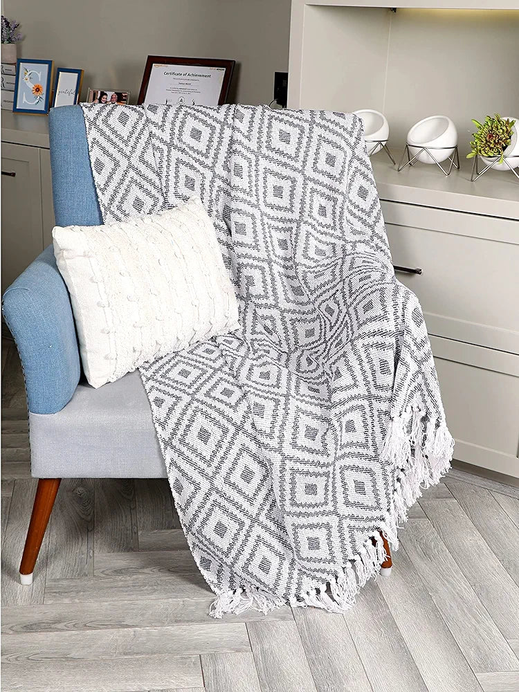 Sashaa World Woven Diamond Pattern Throw Blanket Colour Grey