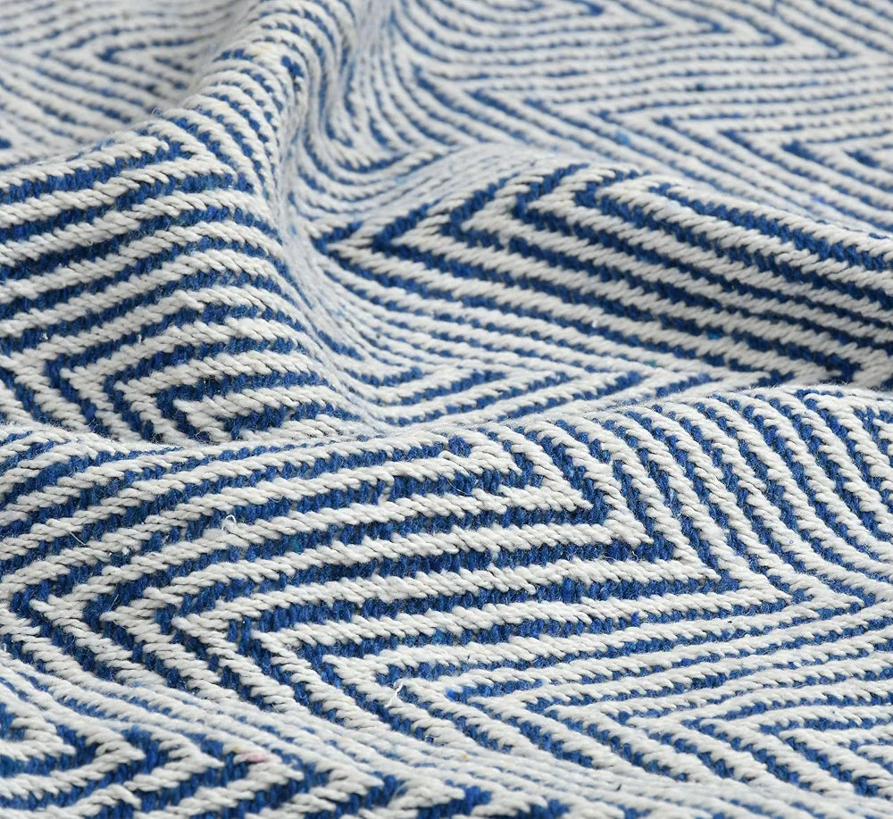 Sashaa World Cotton Spring Hued Chevron Throw Blanket Colour Light Blue