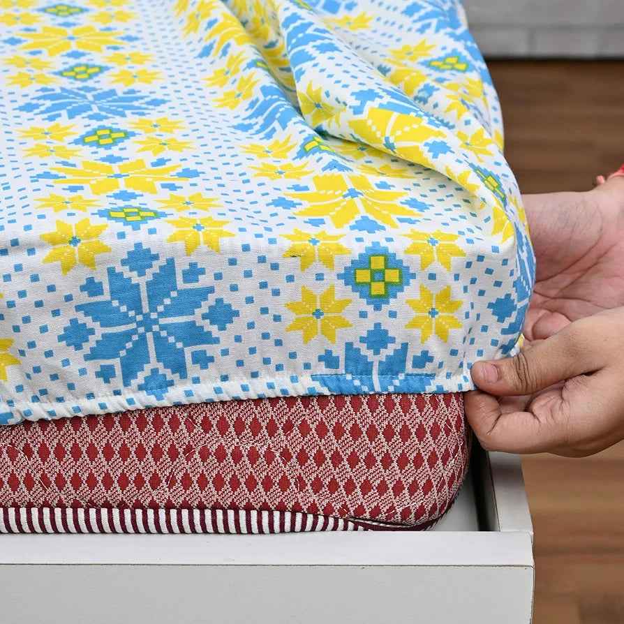 Divine Casa Double Fitted Elastic Bedsheet Poly Cotton Elasticated Corners for Secure Fit on Double Beds Colour Iced Aqua