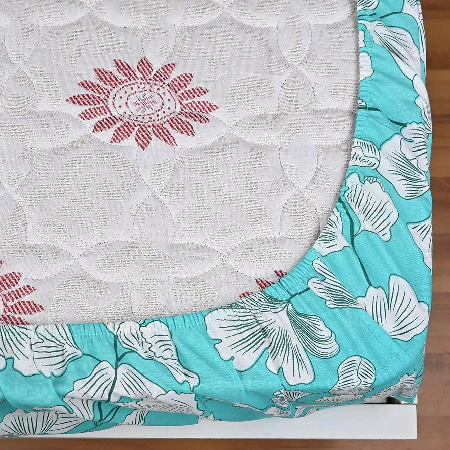 Divine Casa Poly Cotton Fitted Bedsheet for Double Bed Elastic Corners Wrinkle Resistant & Breathable Fit Colour Aqua Green