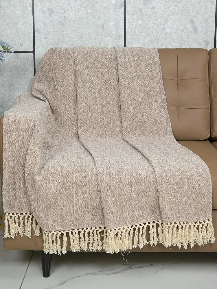Saral Home Easy Living Polyester Modern Sofa Throw Colour Beige