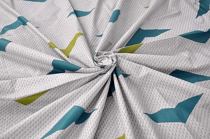Huesland by Ahmedabad Cotton 144 TC Cotton King Size Bedsheet with 2 Pillow Covers - Light Grey, Blue & Green