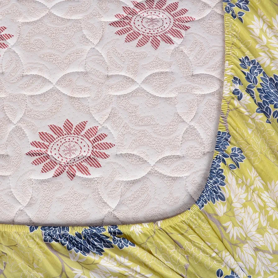 Divine Casa 144 TC Floral Green 100% Cotton Elastic Fitted Bedsheets King Size with 2 Pillow Covers Colour Muted Lime