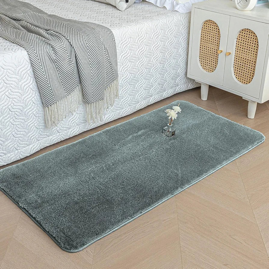 Luxe Home International Rabbit Fur Rectangular Mat Soft Anti Slip Skid Ruffle Mats 60X90 Cm Rug Colour Grey