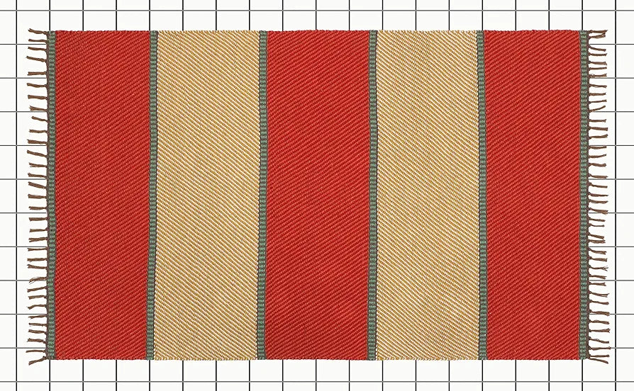 The Home Talk Rectangular Handmade Cotton Contemporary Carpets with Fringes Area Rugs