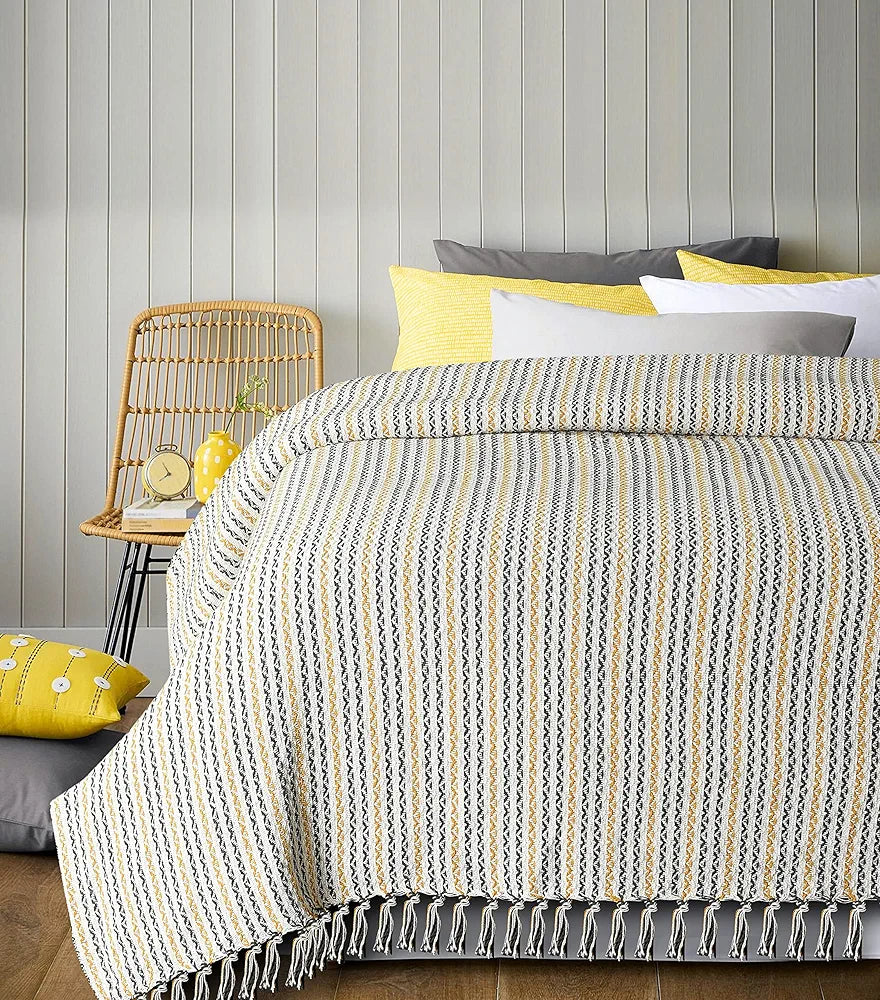 Sashaa World Striped Super Soft & Breathable Throw Blanket Colour Multi Striped