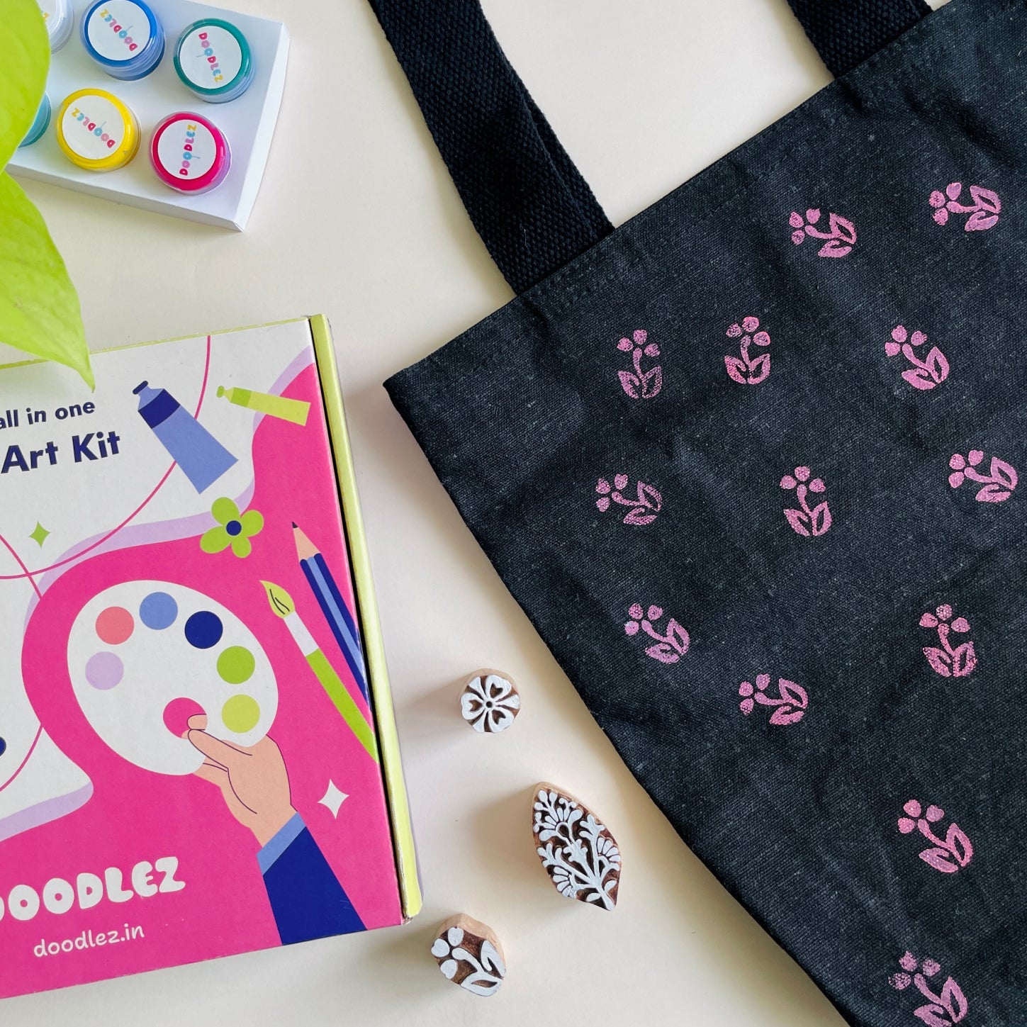Black Tote Bag Kit