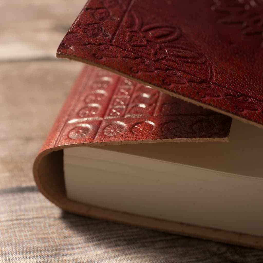 Craftshades – Vintage Beautiful Tree Embossed Unique Design 10″7 Handcrafted Leather Journal/Diary 200 page | 100% Genuine Leather