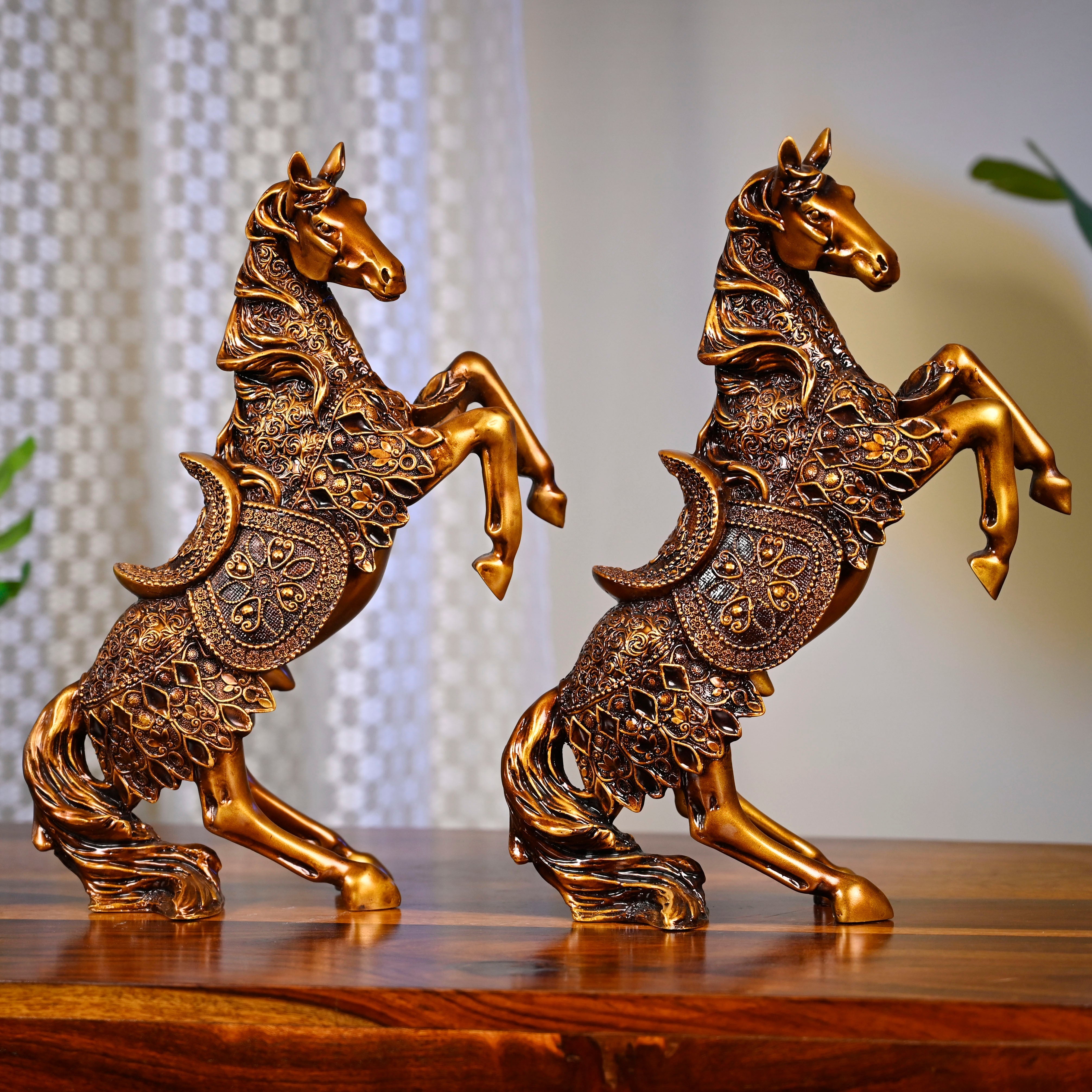 Artarium Rising Horse Idol