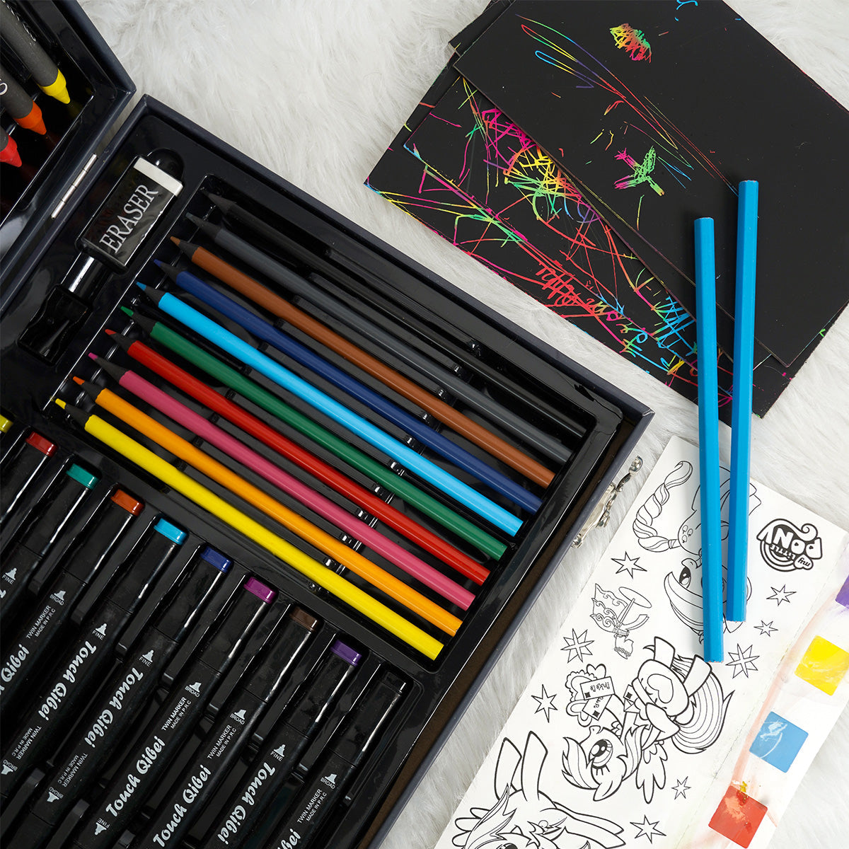 67 pieces colouring set- Space