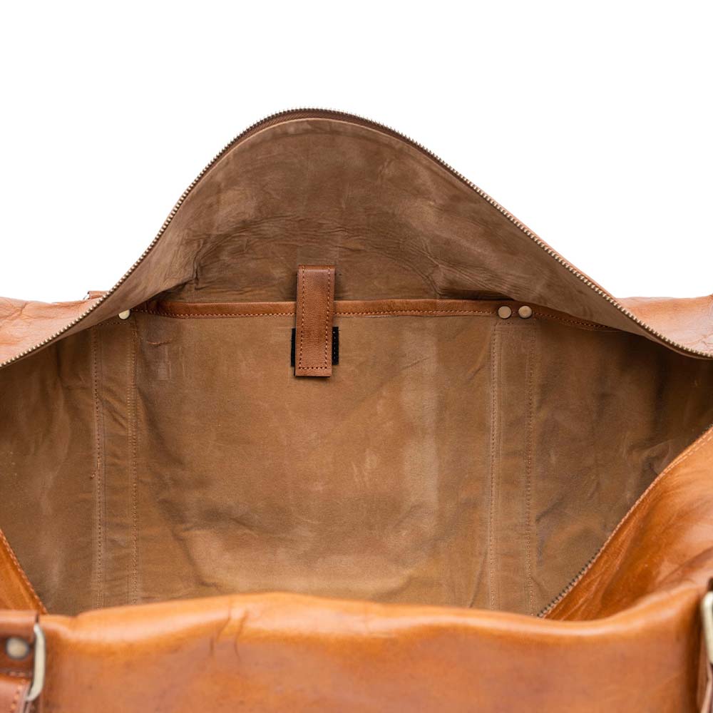 CraftShades 24 Inch leather bag Metal rivets for bottom reinforcement