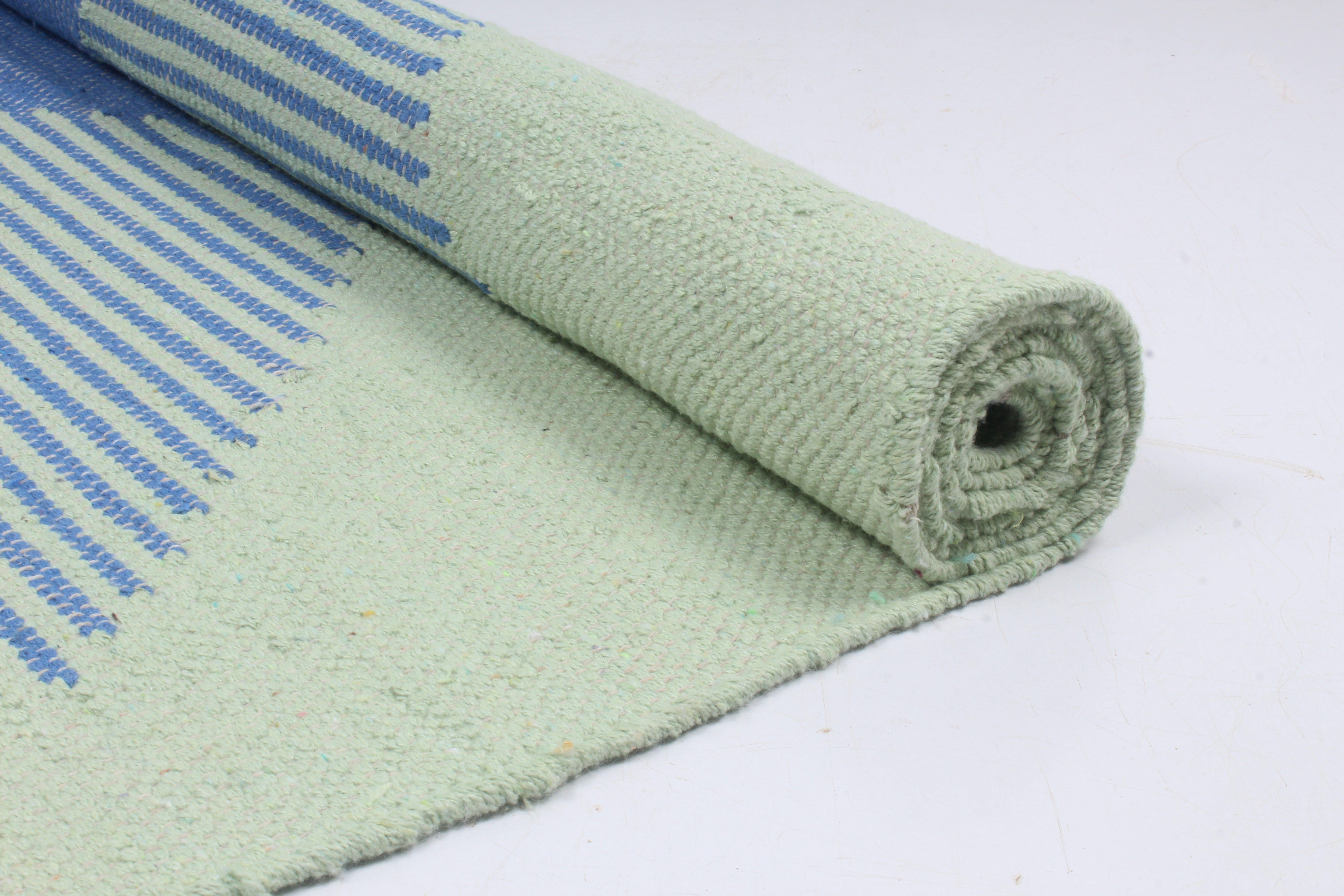 Shramdaan Pure Handwoven Yoga Mats A Natural Choice