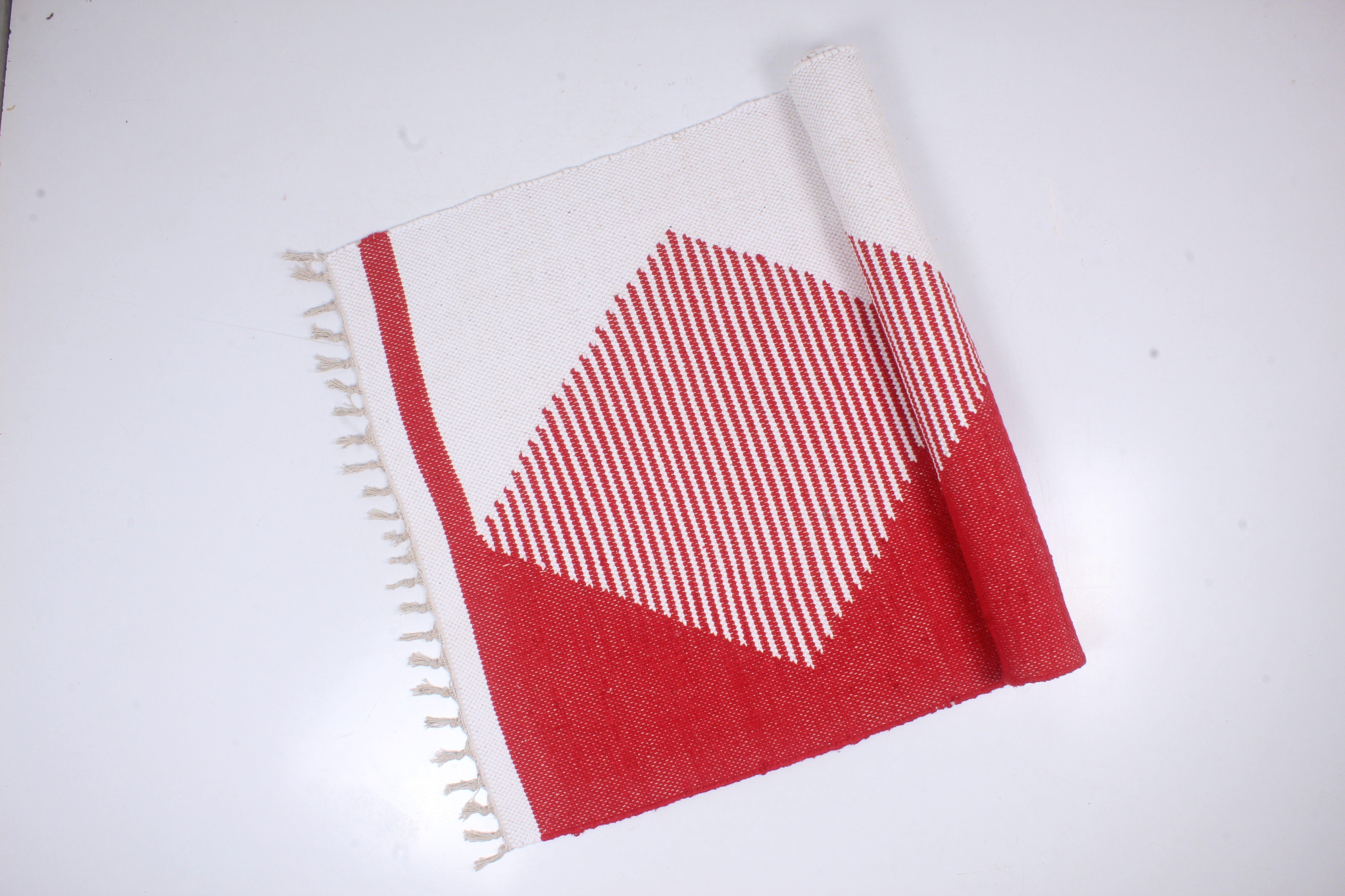 Shramdaan Pure Handwoven Yoga Mats A Natural Choice