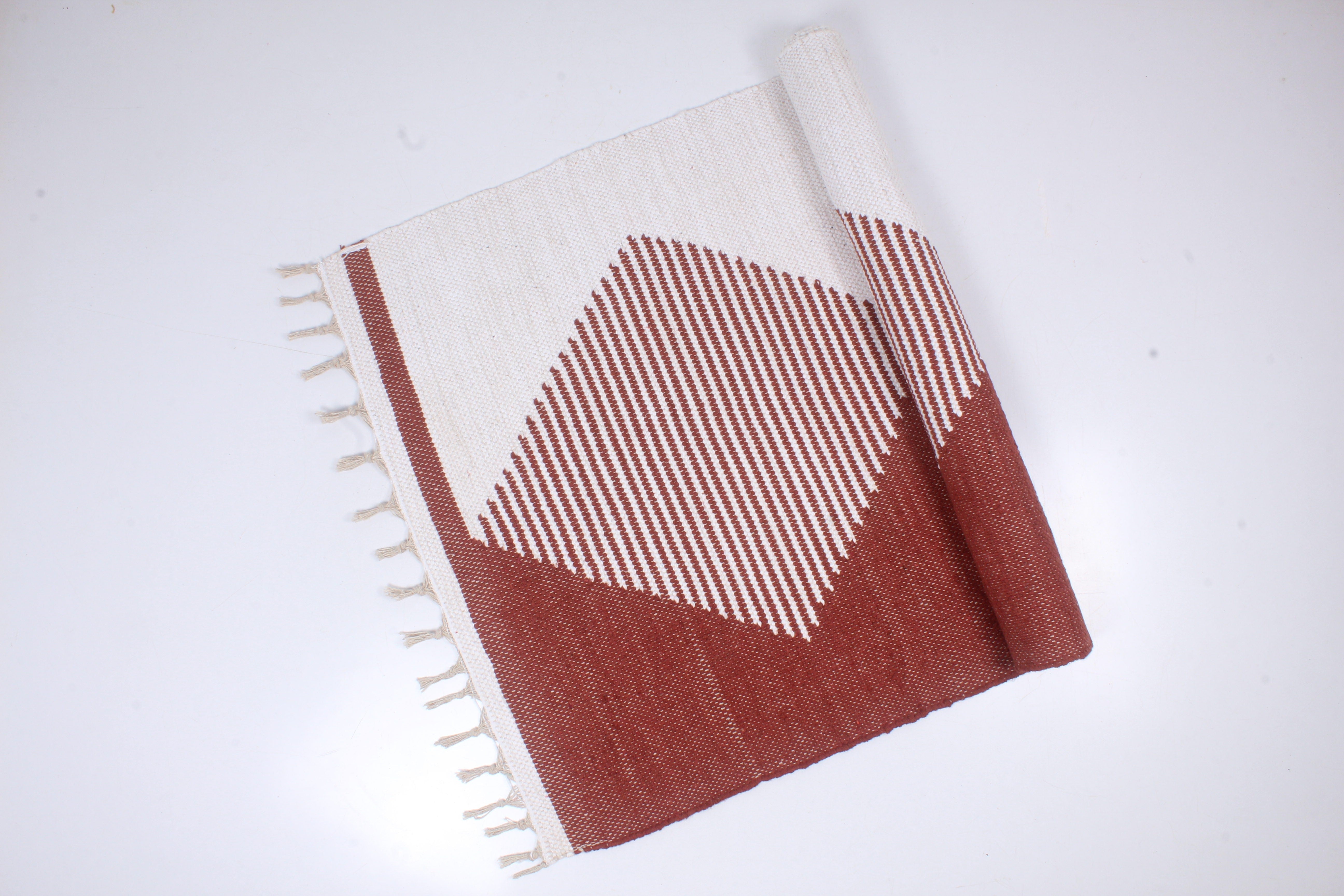 Shramdaan Pure Handwoven Yoga Mats A Natural Choice