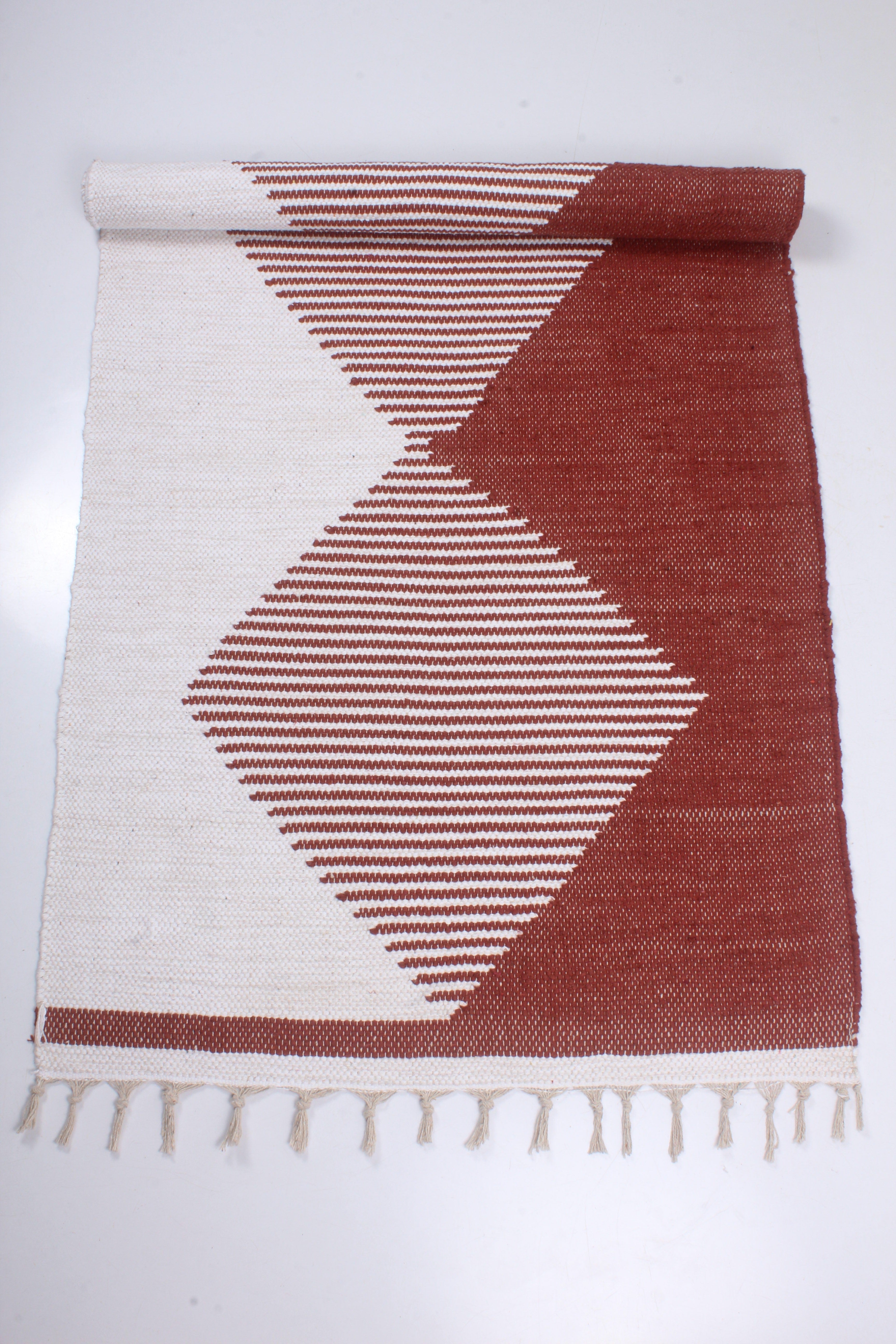 Shramdaan Pure Handwoven Yoga Mats A Natural Choice