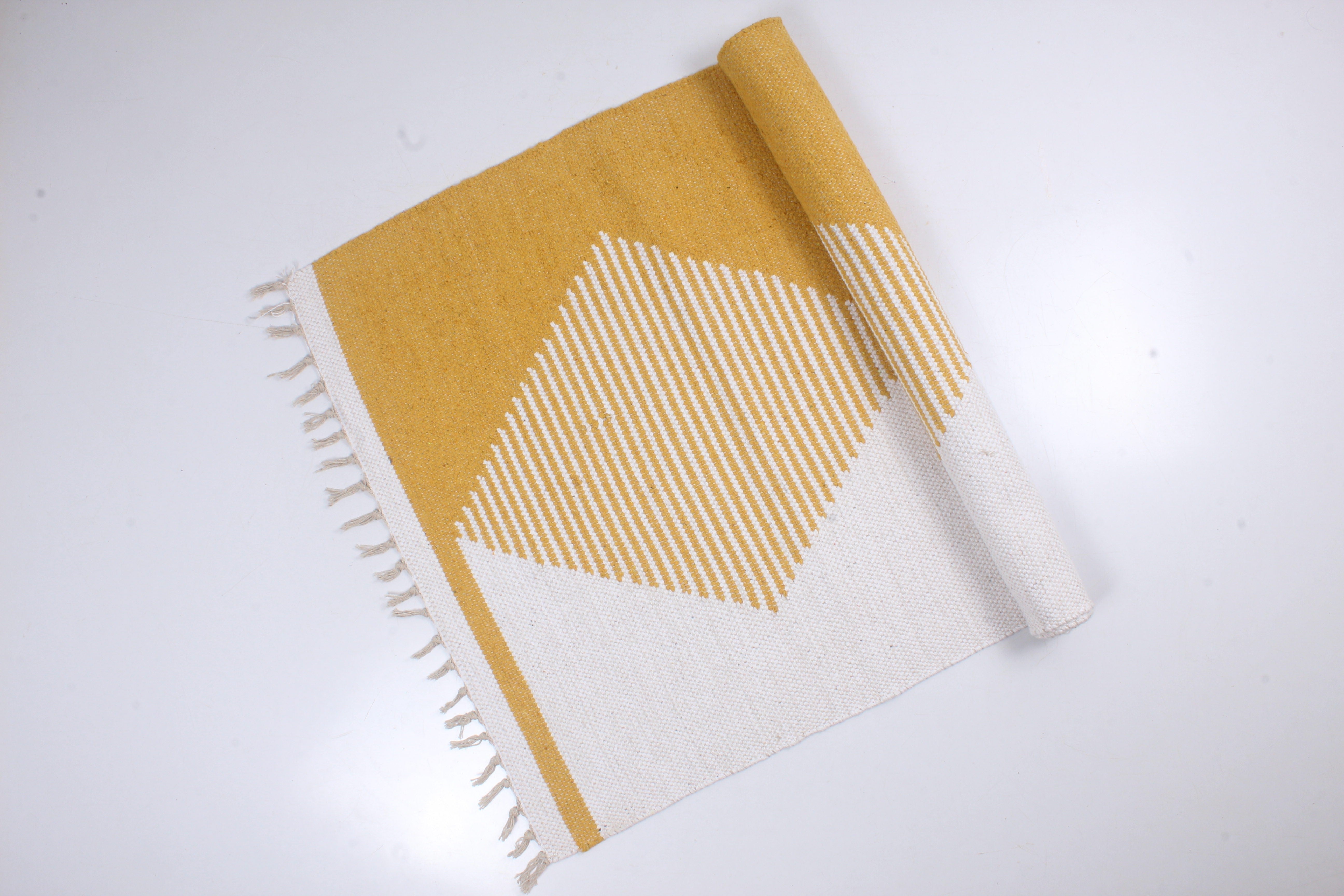 Shramdaan Pure Handwoven Yoga Mats A Natural Choice