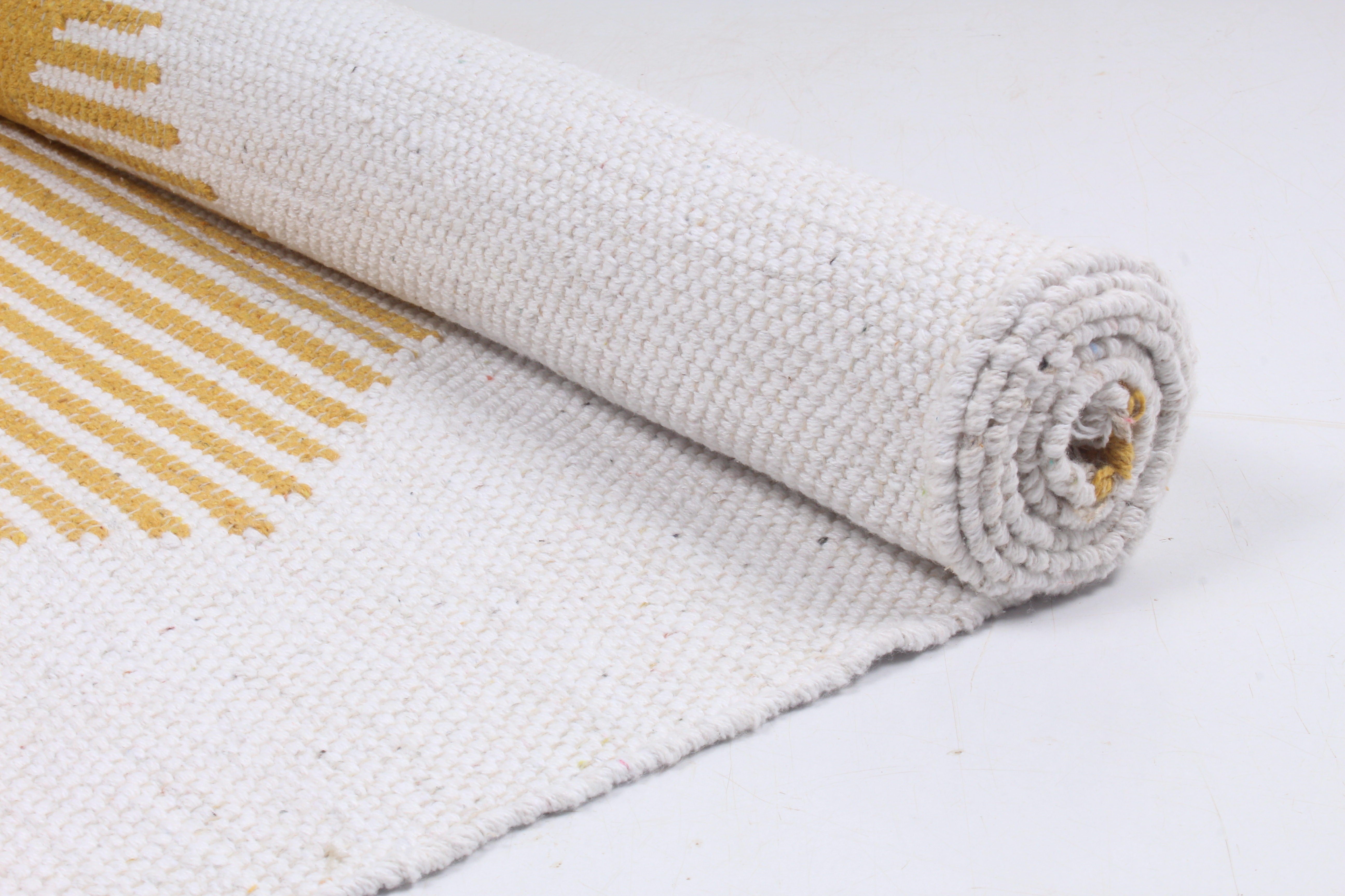Shramdaan Pure Handwoven Yoga Mats A Natural Choice