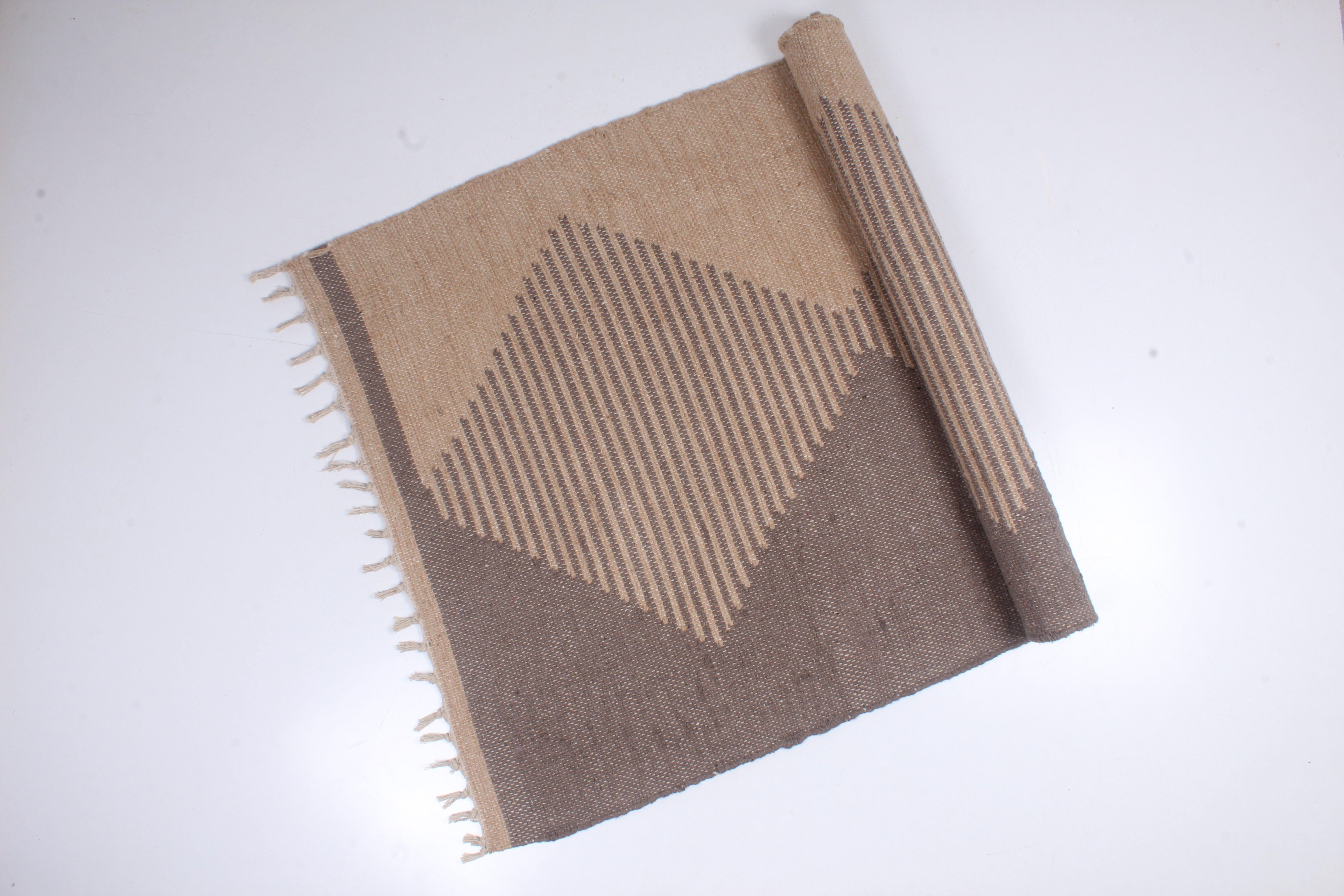 Shramdaan Handwoven Yoga Mat with Geometric Design